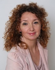 Eszter Horváth-Halmai - corporate fundraising leader